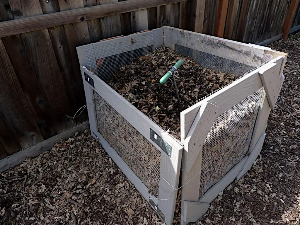 build compost box