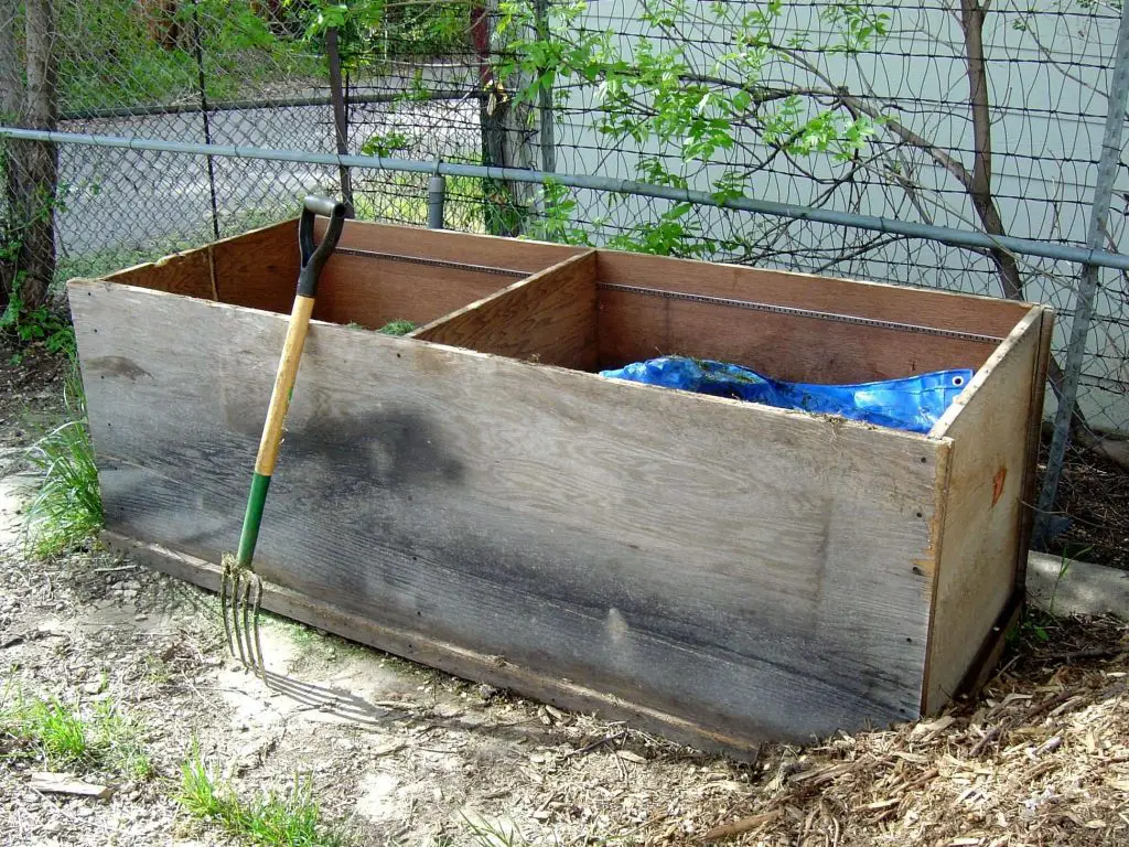 diy hot composting box