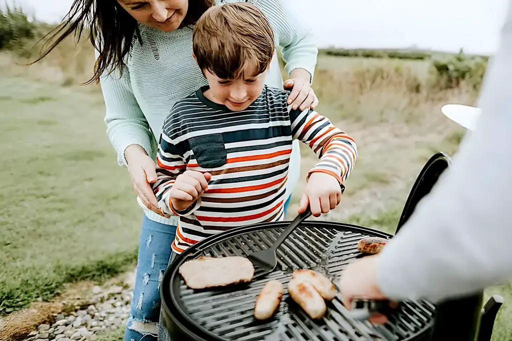 Importance of Food in Keeping Kids Happy