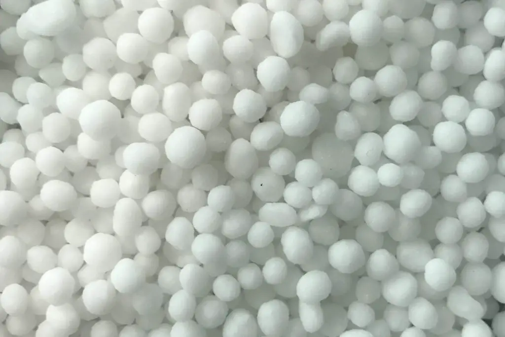 How to Use Urea as a Fertilizer