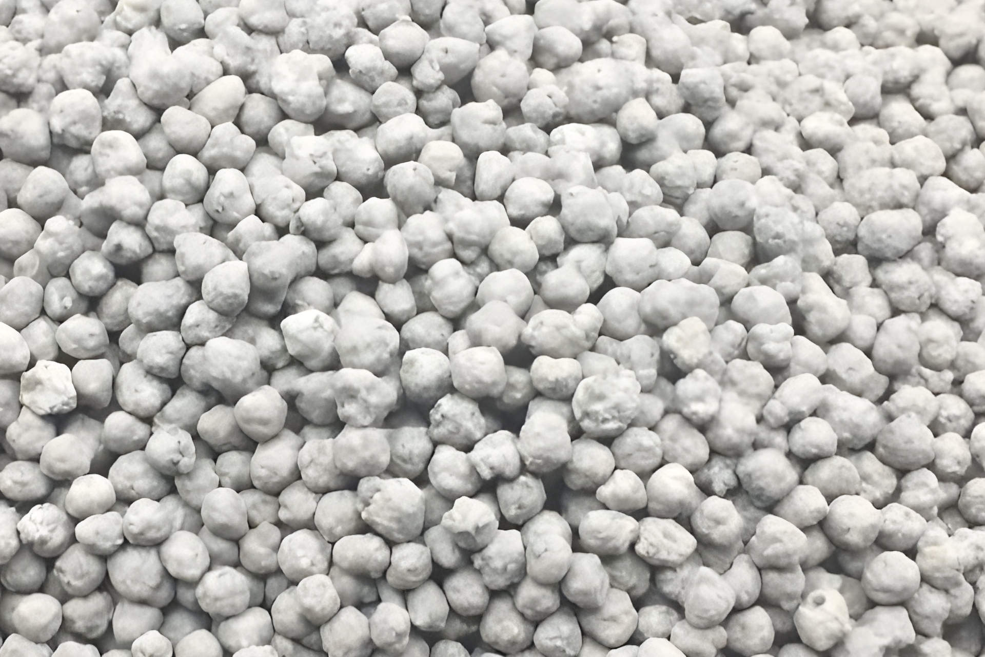 Lawn Tantrum? Don't Panic! How to Rescue Your Grass from Fertilizer Burn? Gardening Latest