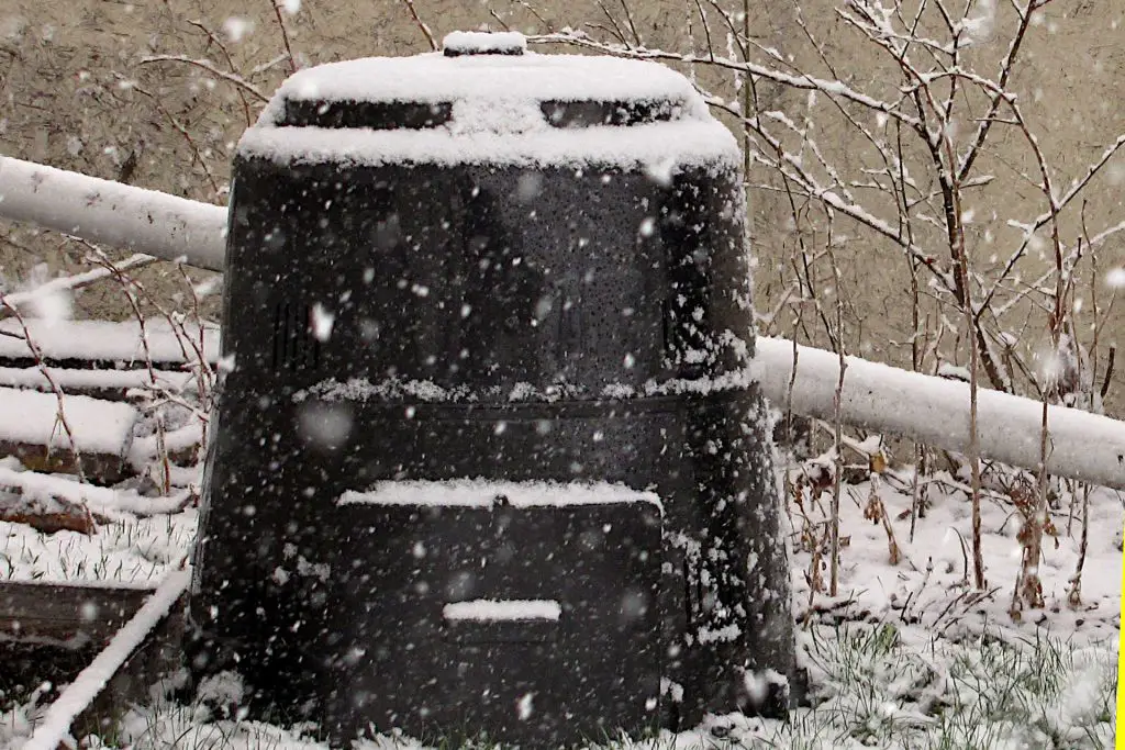 More effective winter composting - Do compost tumblers work in the winter?