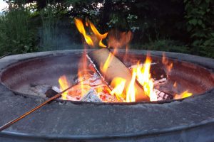 DIY Backyard Fire Pit